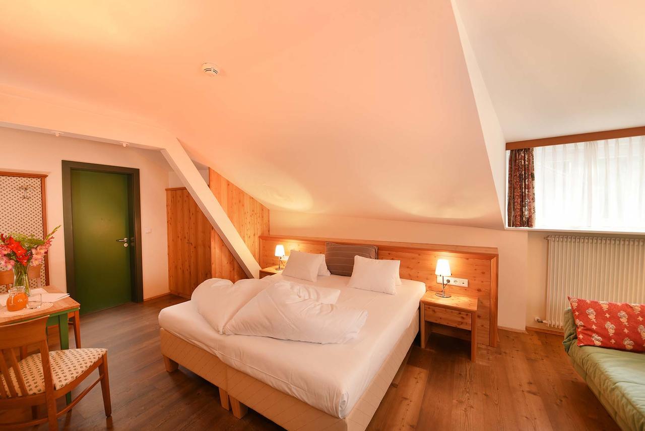 Hotel Gassenwirt เคียเนส ภายนอก รูปภาพ